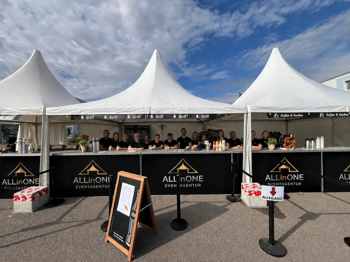 Das Serviceteam der AllinOne Eventagentur bereit für den Einsatz